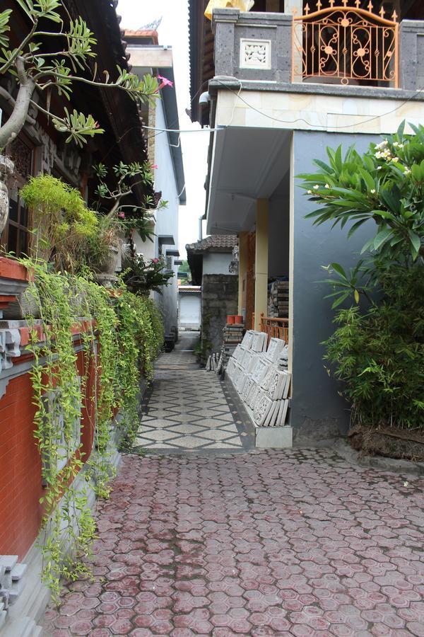 Green Palm Homestay BALI Exterior photo