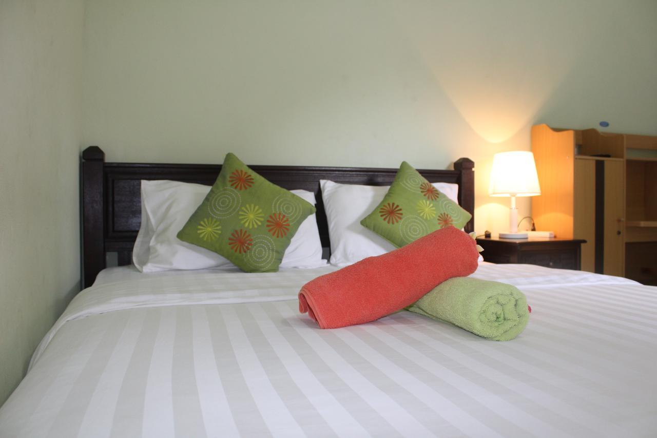 Green Palm Homestay BALI Exterior photo